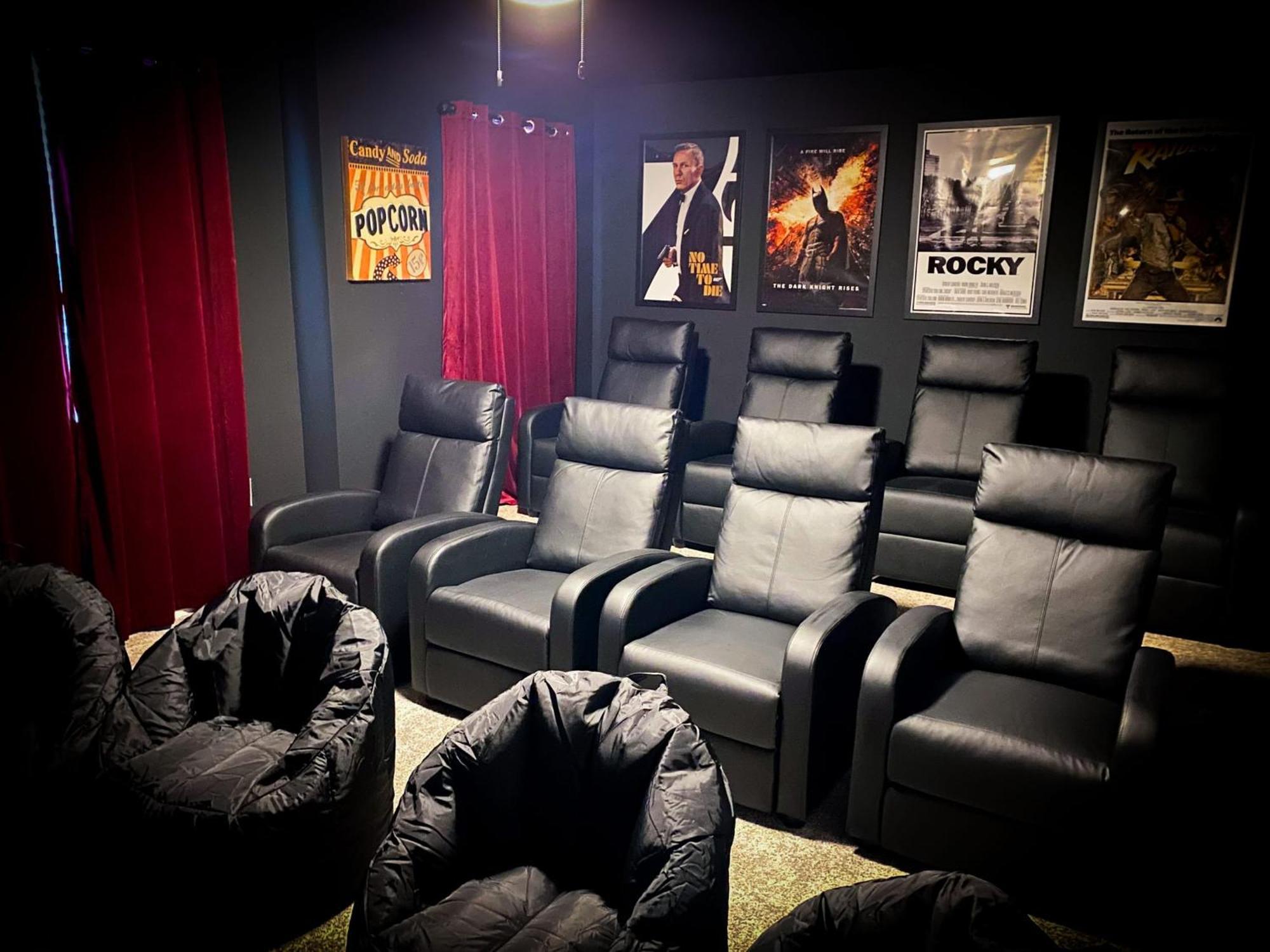 Magical Family Vacation Home Near Disney World At Storey Lake, Star Wars Gameroom, Pool, Theater, Mickey Slide, Sleeps Up To 28 Kissimmee Exterior photo