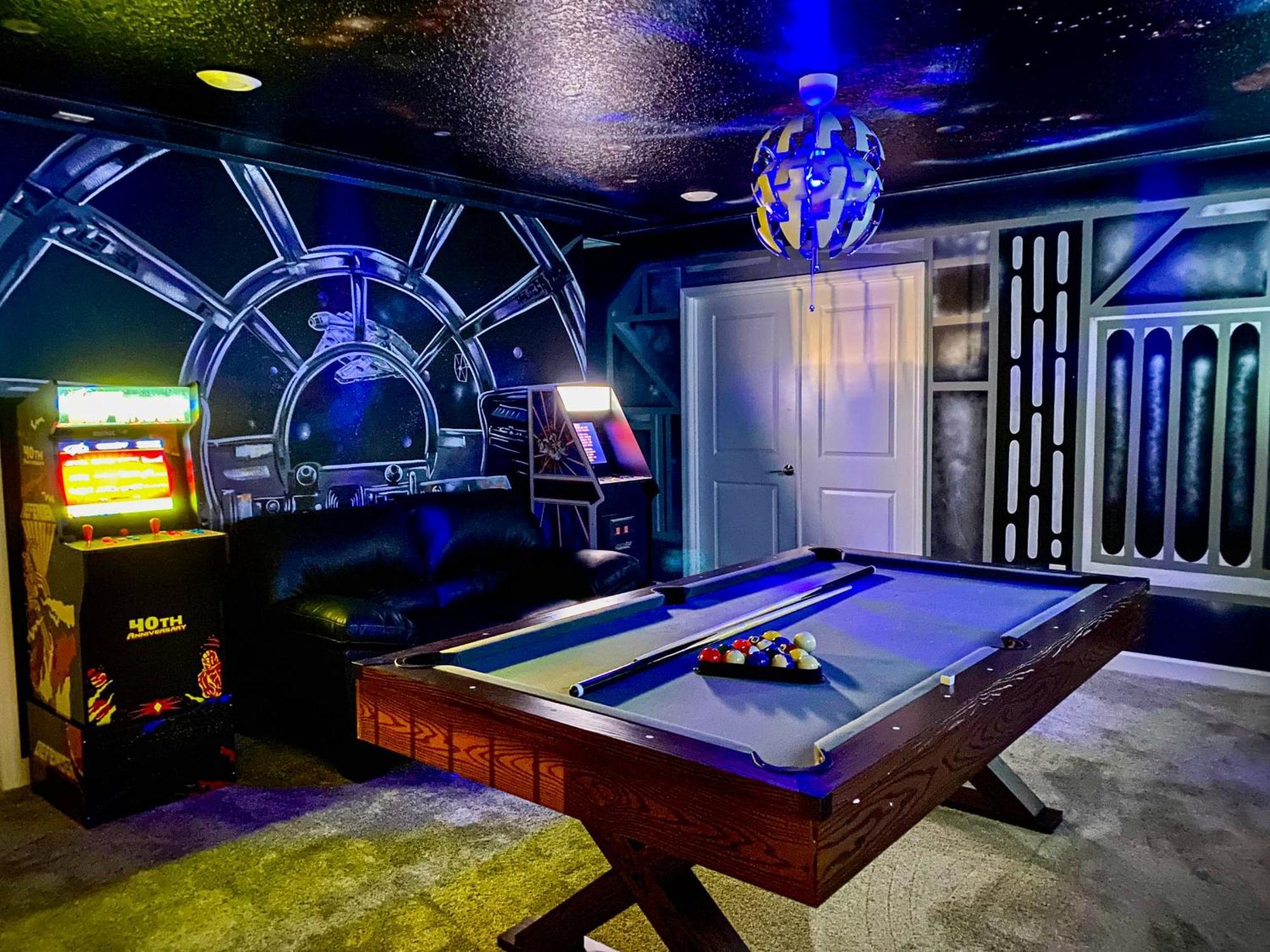 Magical Family Vacation Home Near Disney World At Storey Lake, Star Wars Gameroom, Pool, Theater, Mickey Slide, Sleeps Up To 28 Kissimmee Exterior photo